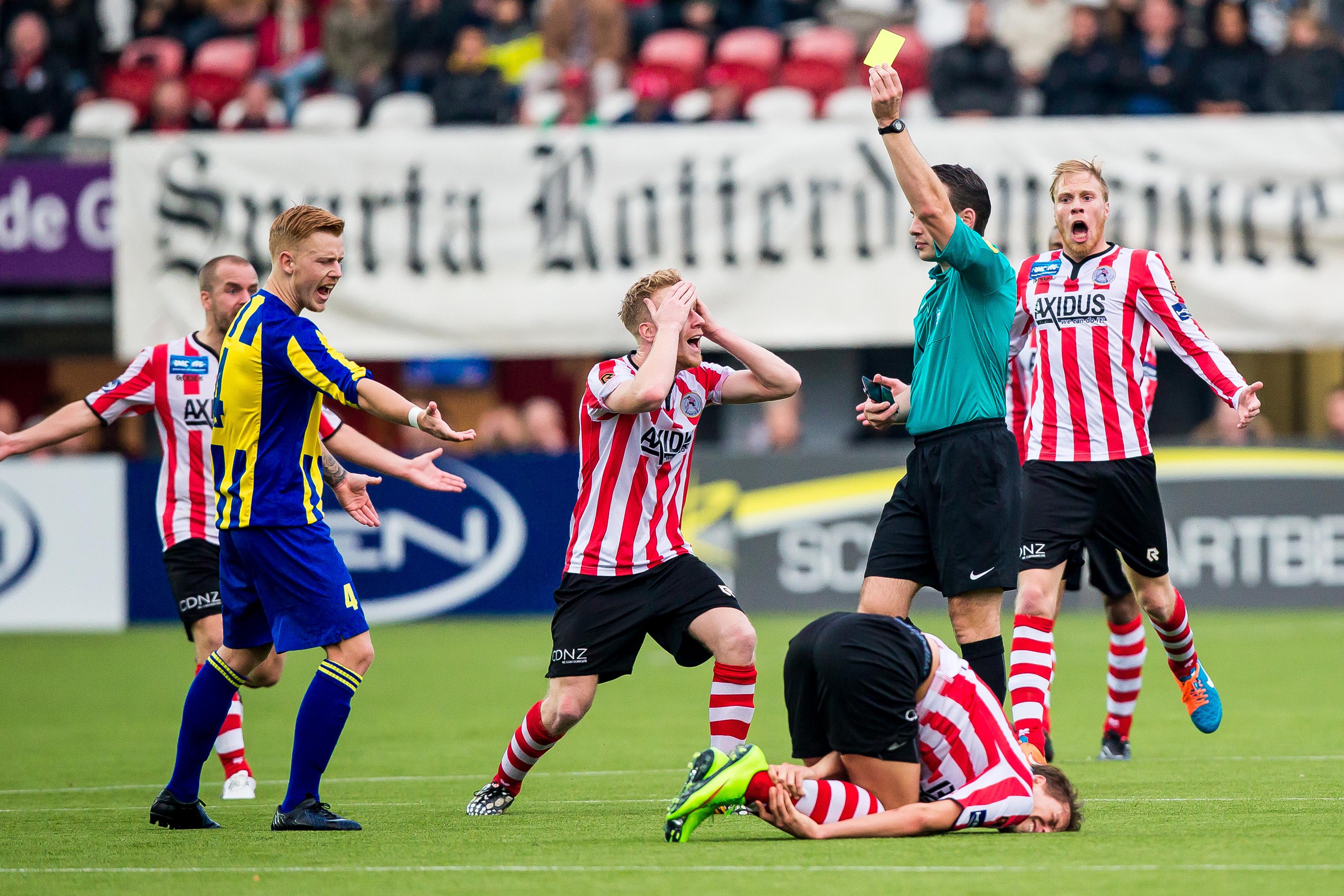 育交流中的 育交流中的